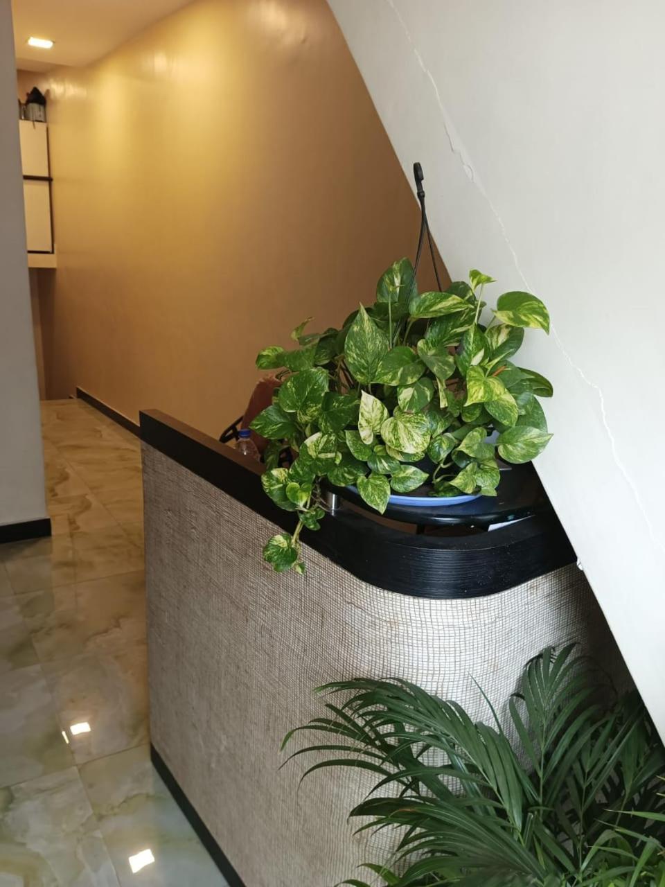 New Hotel Tara By Glitz Hotels Mumbai  Buitenkant foto